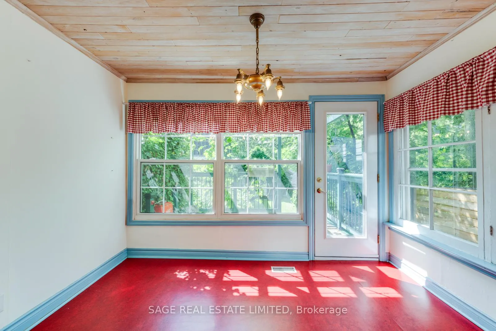 Photo 17 of 25 Helena Avenue, Toronto, Wychwood — HOMEH