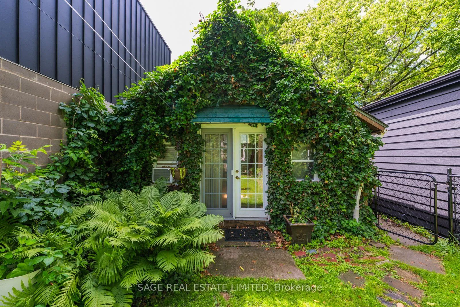 Photo 32 of 25 Helena Avenue, Toronto, Wychwood — HOMEH