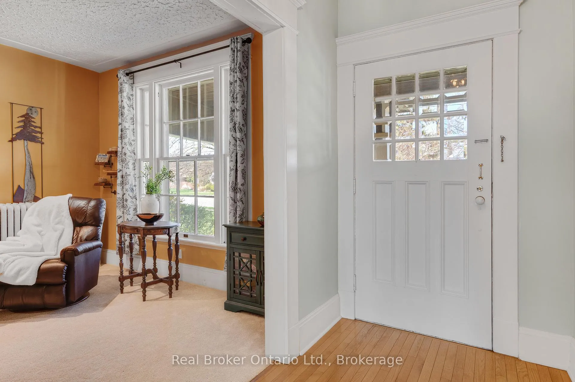 Photo 5 of 739 Colborne Street, Brantford, Echo Place — HOMEH