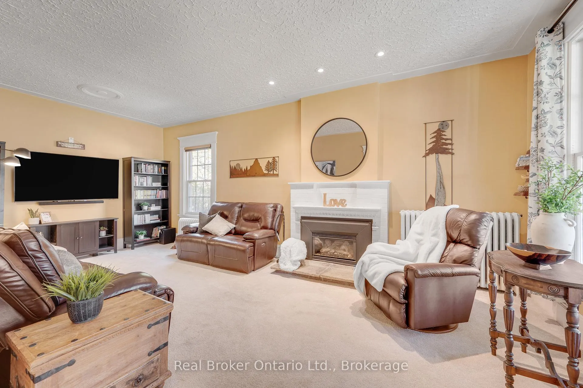Photo 8 of 739 Colborne Street, Brantford, Echo Place — HOMEH