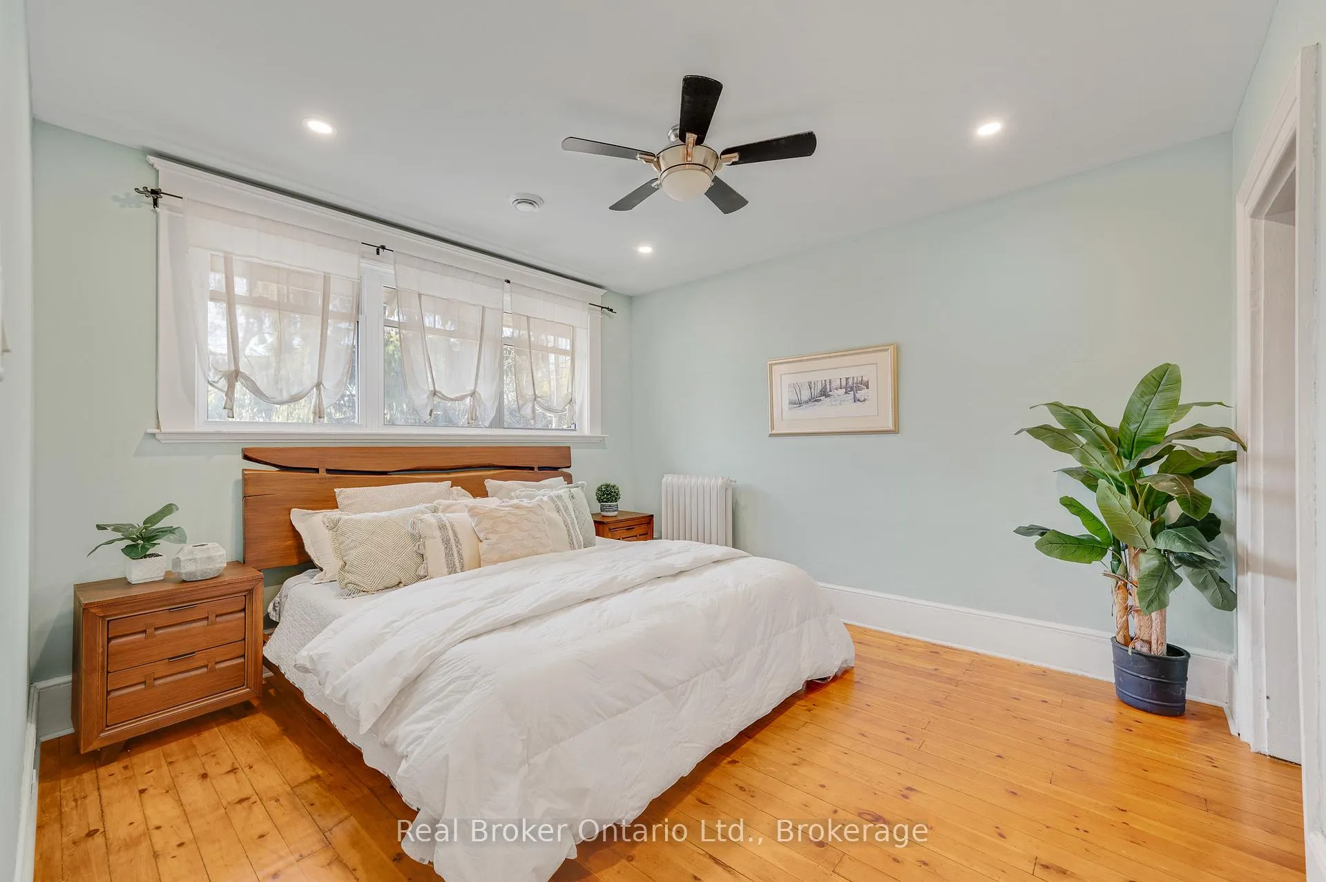 Photo 27 of 739 Colborne Street, Brantford, Echo Place — HOMEH