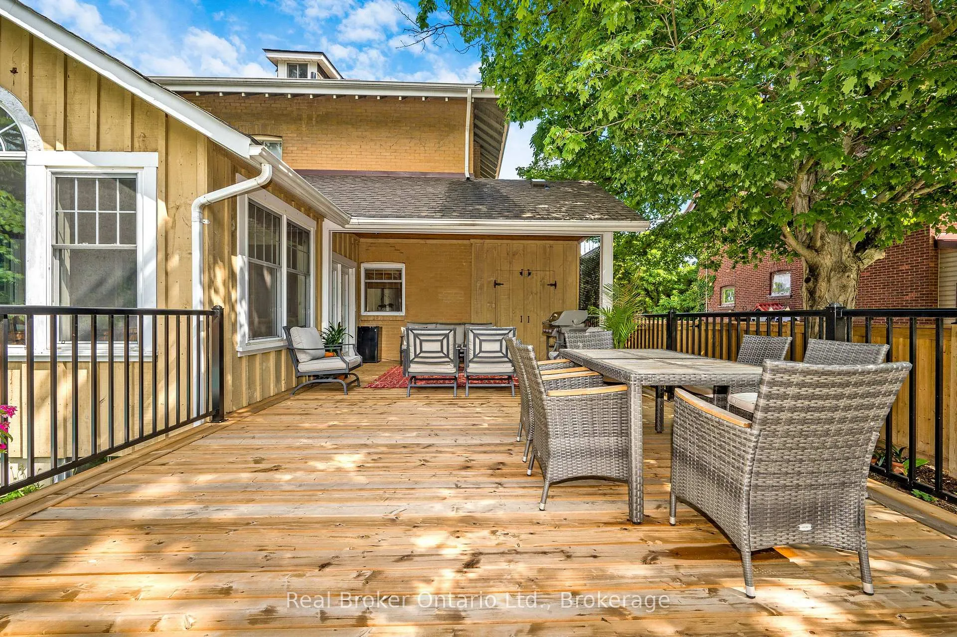 Photo 35 of 739 Colborne Street, Brantford, Echo Place — HOMEH