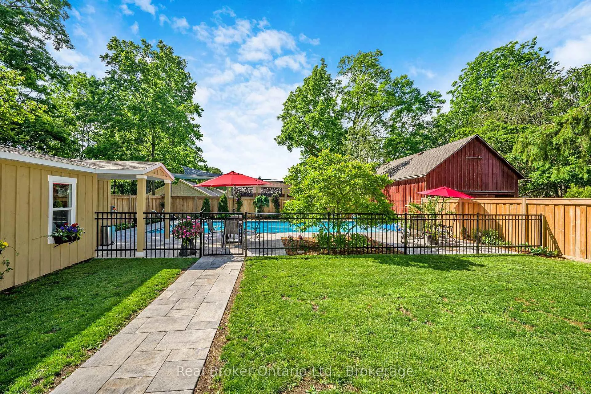 Photo 44 of 739 Colborne Street, Brantford, Echo Place — HOMEH
