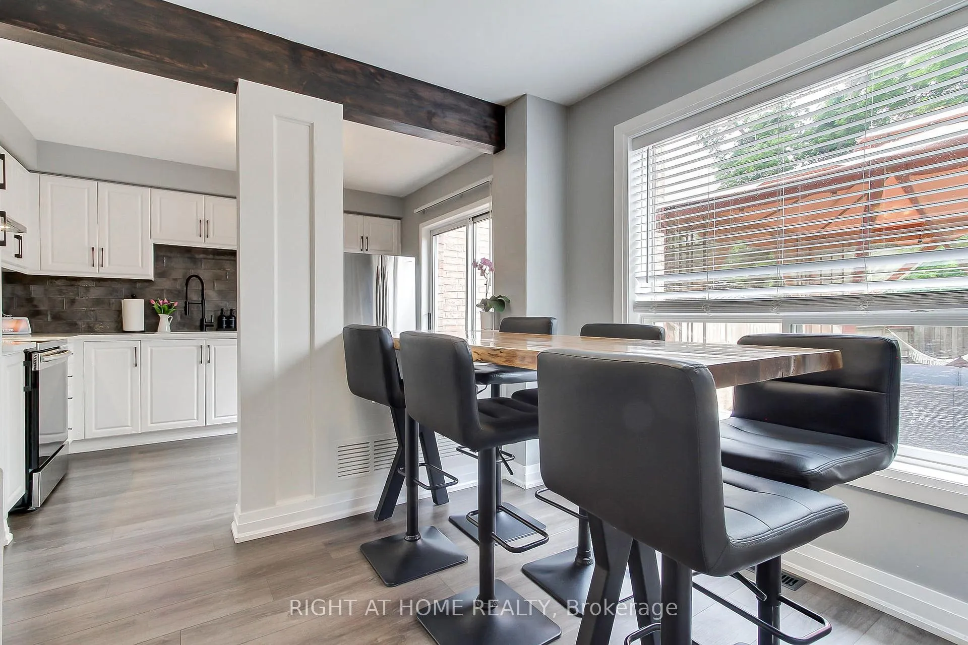 Photo 14 of 108 Gadwall Avenue, Barrie, Painswick South — HOMEH