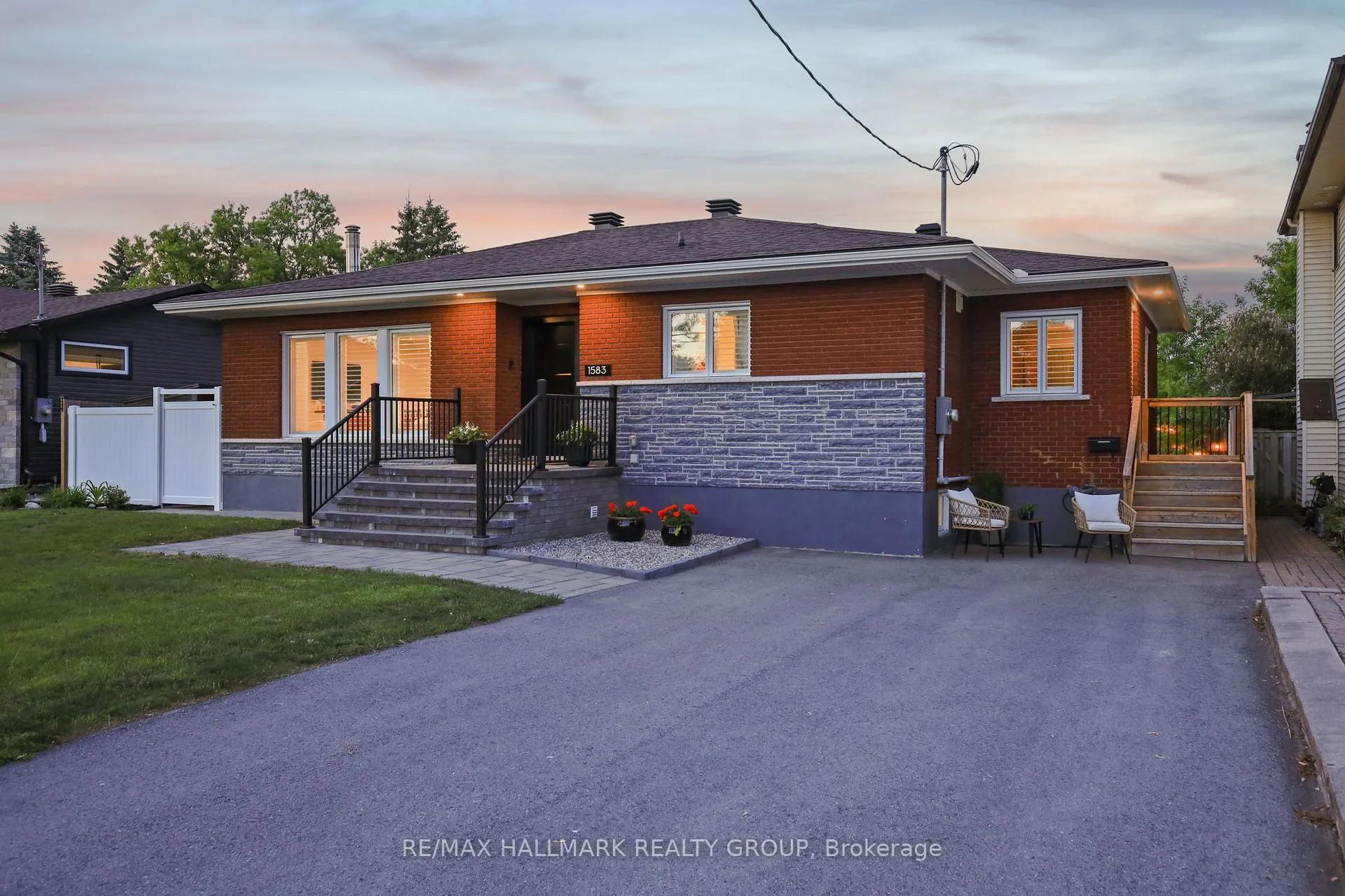 Photo 1 of 1583 Maxime Street, Ottawa, Pineview — HOMEH