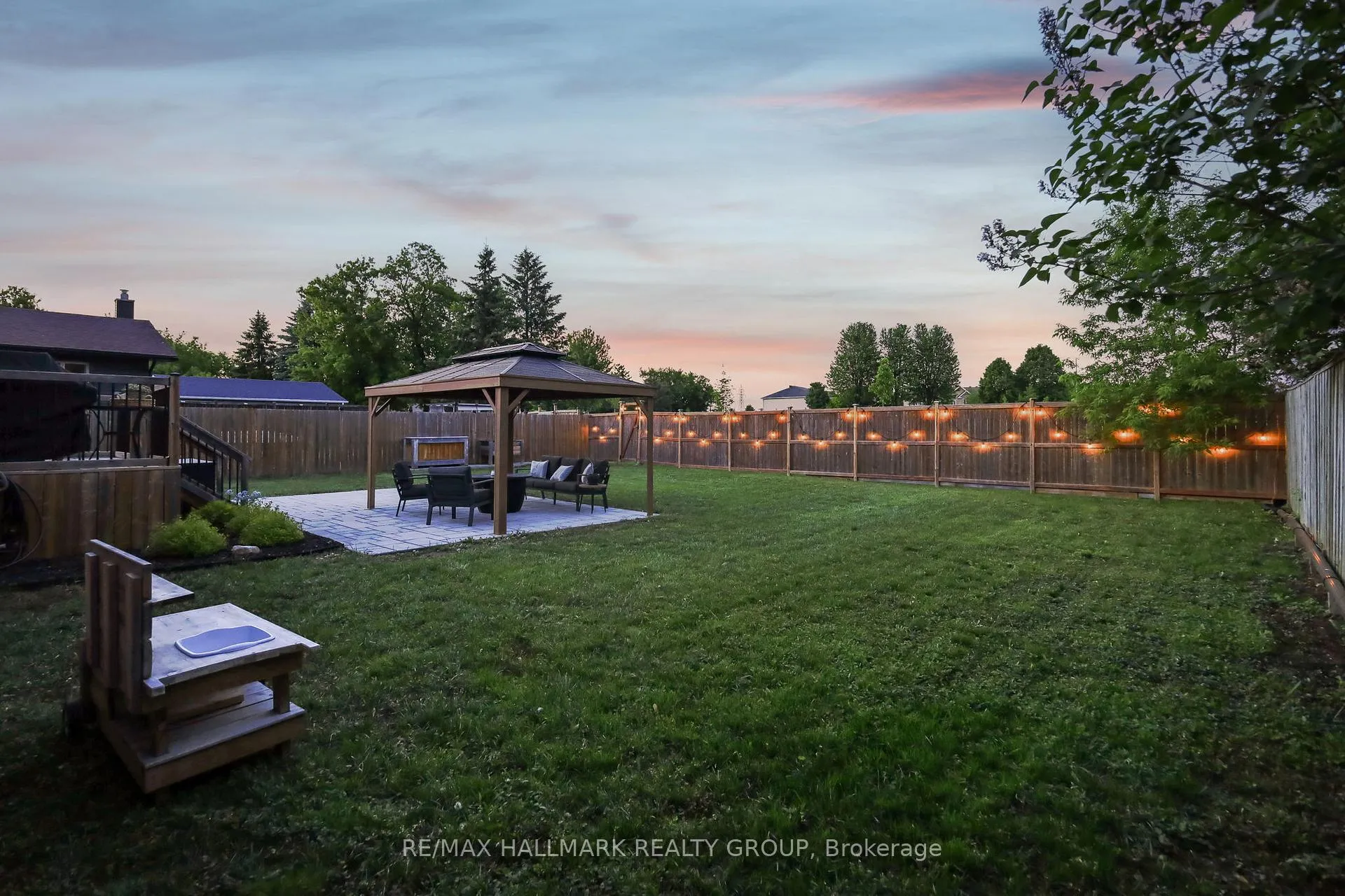 Photo 29 of 1583 Maxime Street, Ottawa, Pineview — HOMEH