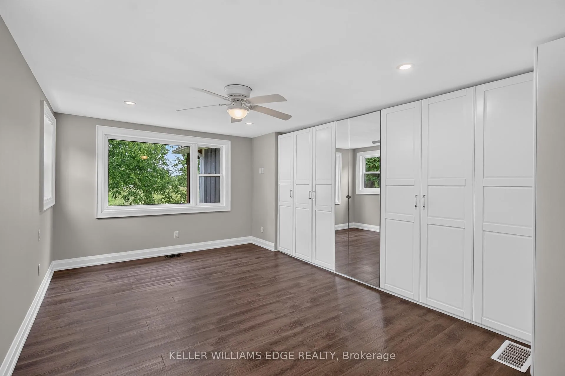 Photo 15 of 258 Lynden Road, Hamilton, Rural Flamborough — HOMEH