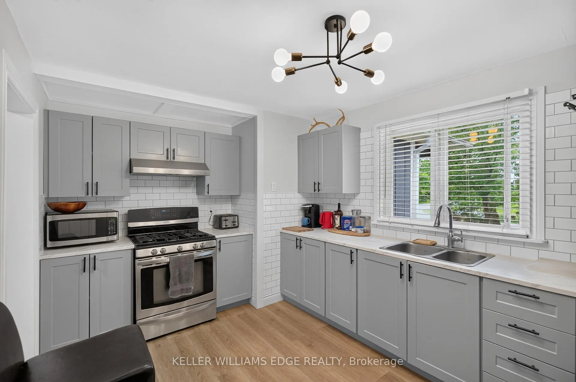 Photo 32 of 258 Lynden Road, Hamilton, Rural Flamborough — HOMEH