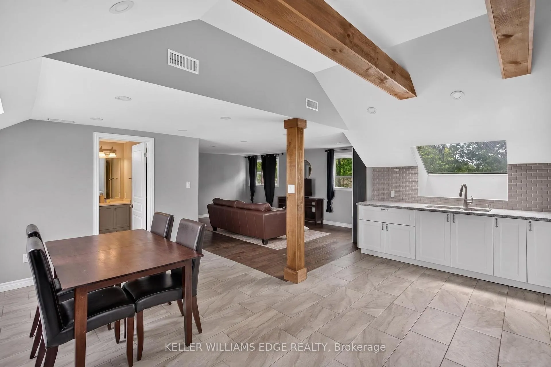 Photo 46 of 258 Lynden Road, Hamilton, Rural Flamborough — HOMEH