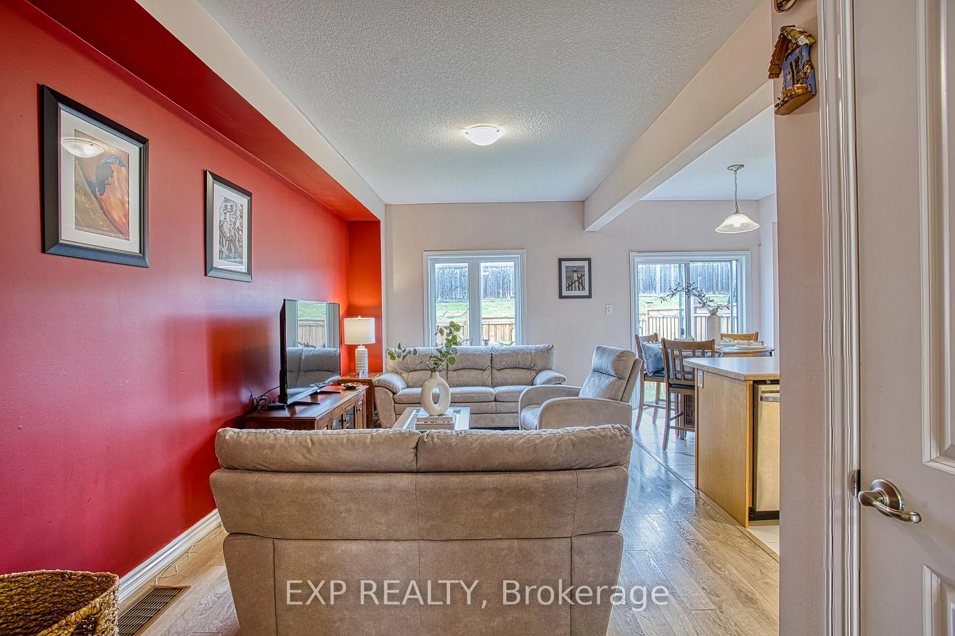 Photo 8 of 73 Bilanski Farm Road, Brantford, Echo Place — HOMEH