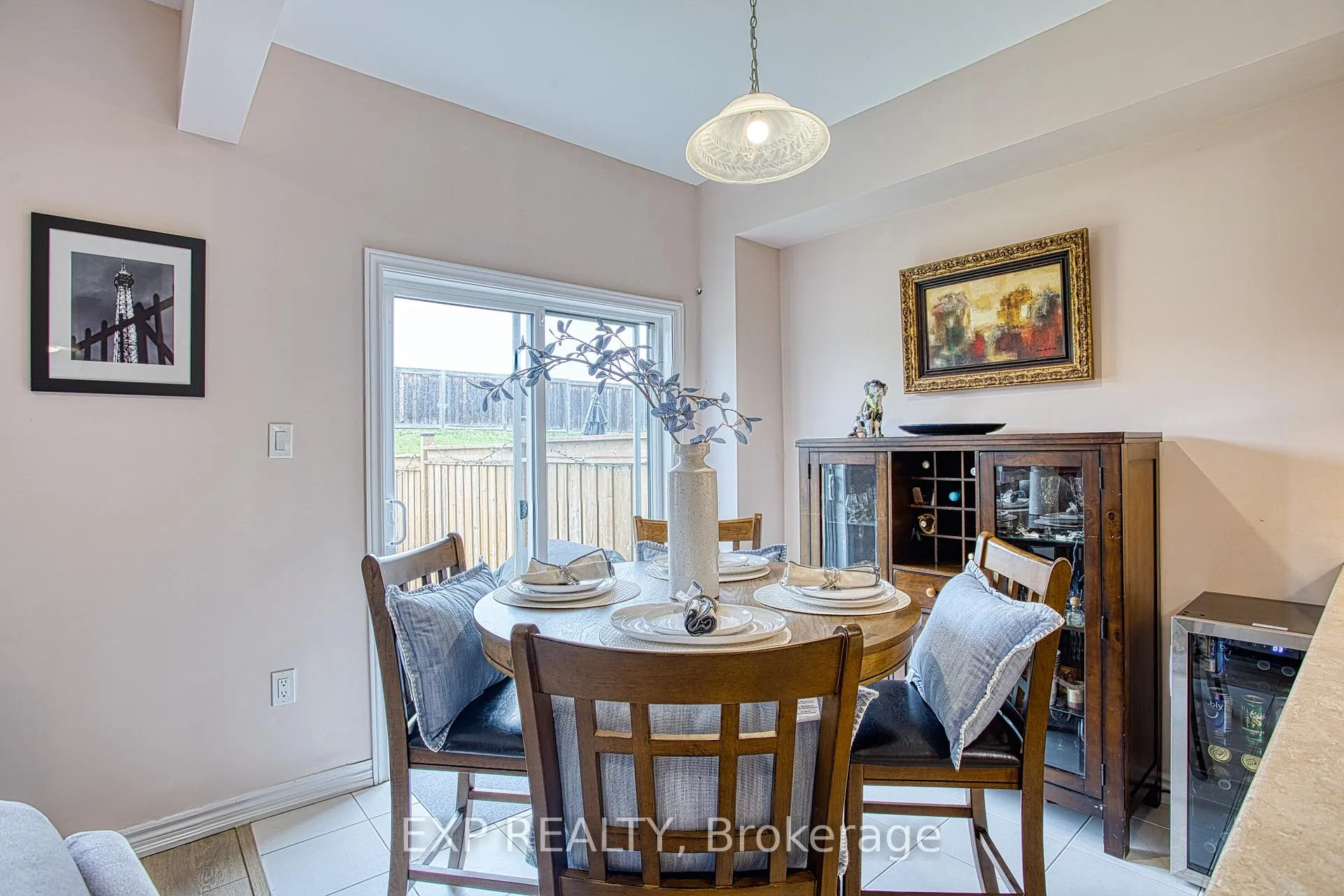 Photo 12 of 73 Bilanski Farm Road, Brantford, Echo Place — HOMEH