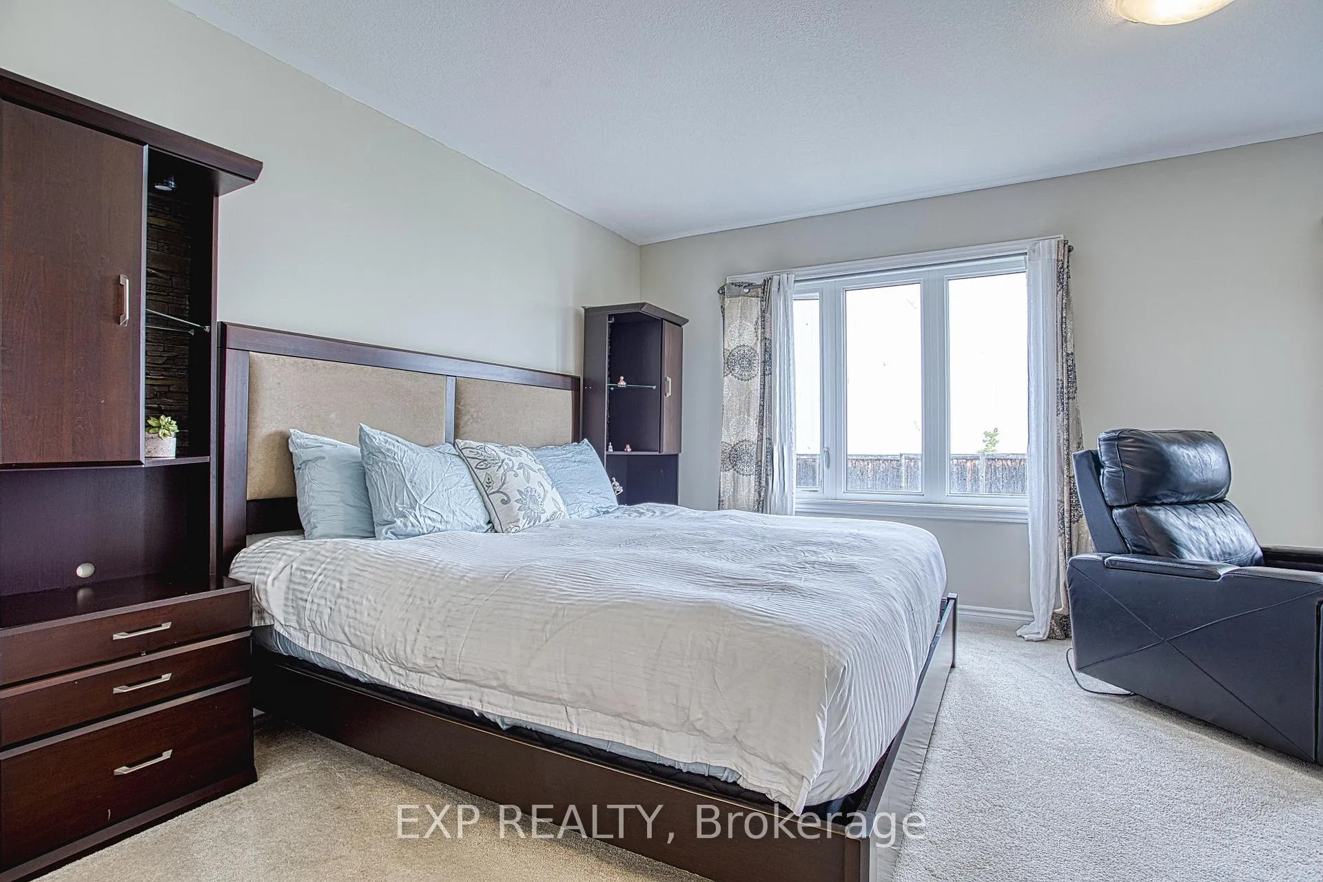 Photo 15 of 73 Bilanski Farm Road, Brantford, Echo Place — HOMEH
