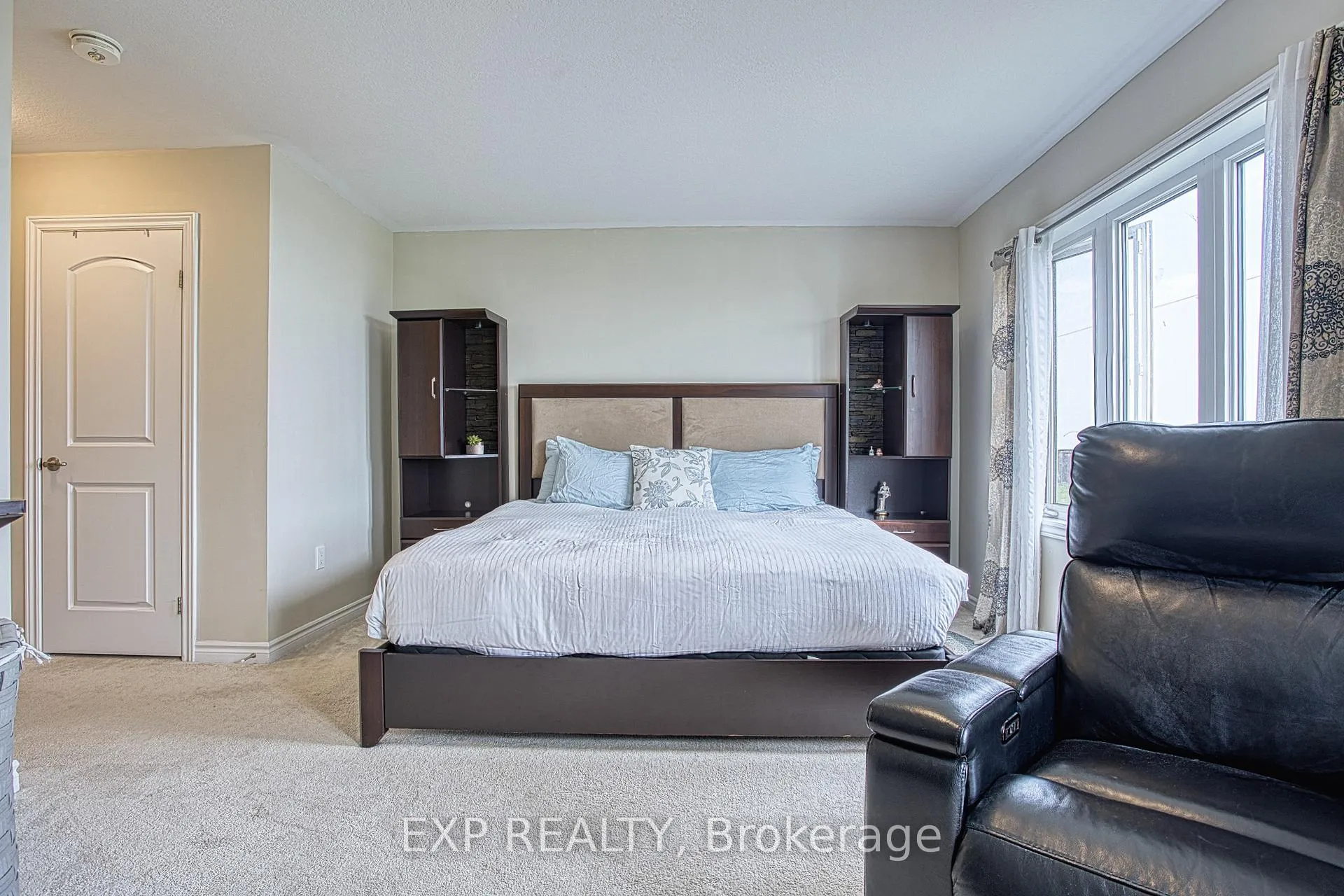 Photo 18 of 73 Bilanski Farm Road, Brantford, Echo Place — HOMEH