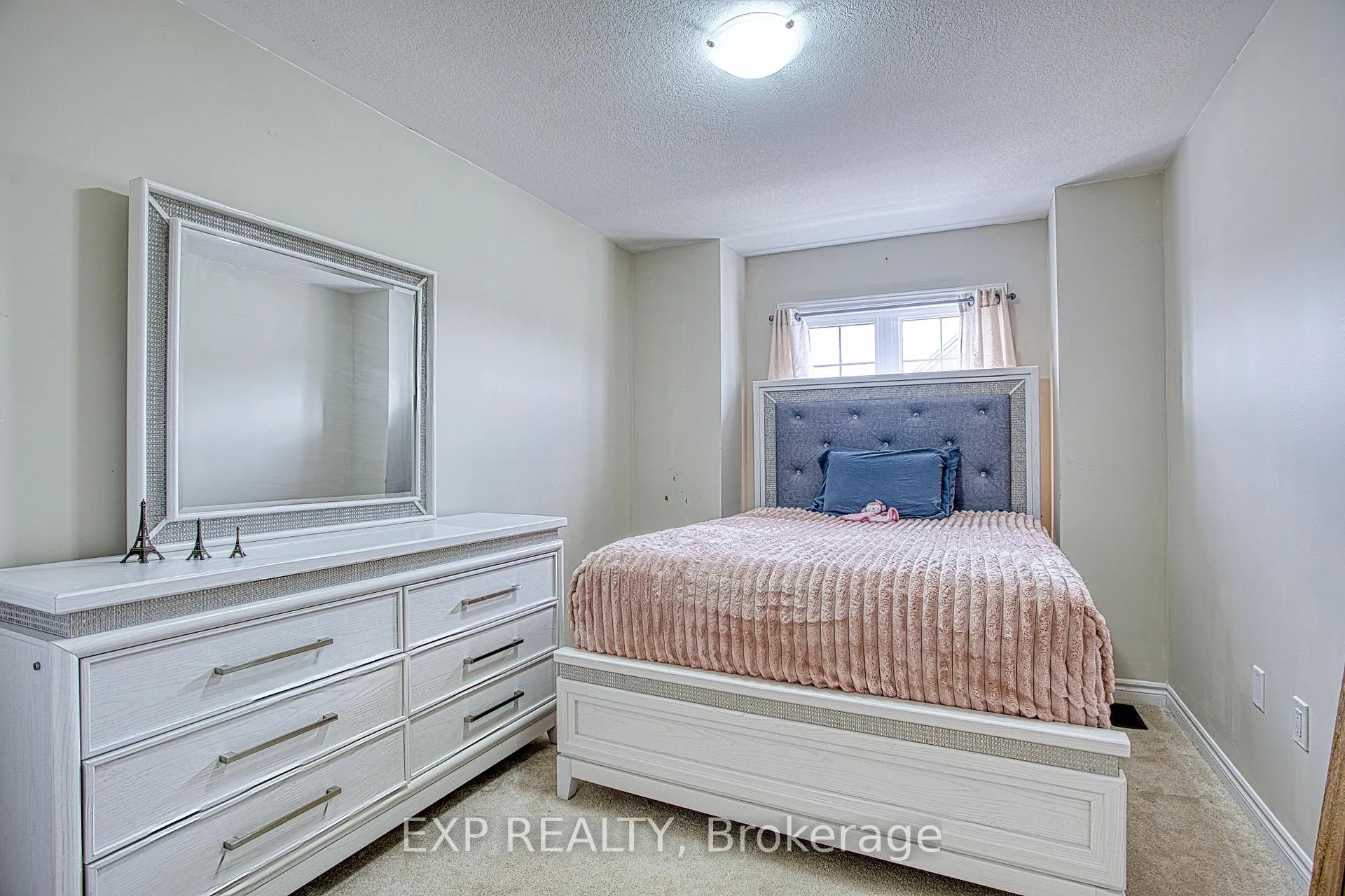 Photo 22 of 73 Bilanski Farm Road, Brantford, Echo Place — HOMEH
