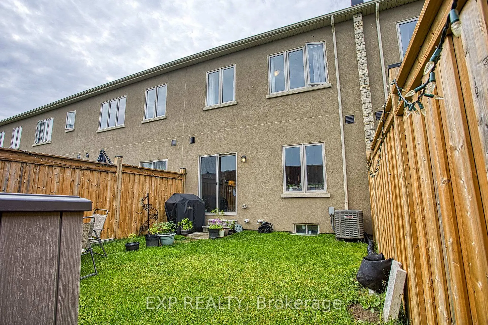 Photo 28 of 73 Bilanski Farm Road, Brantford, Echo Place — HOMEH