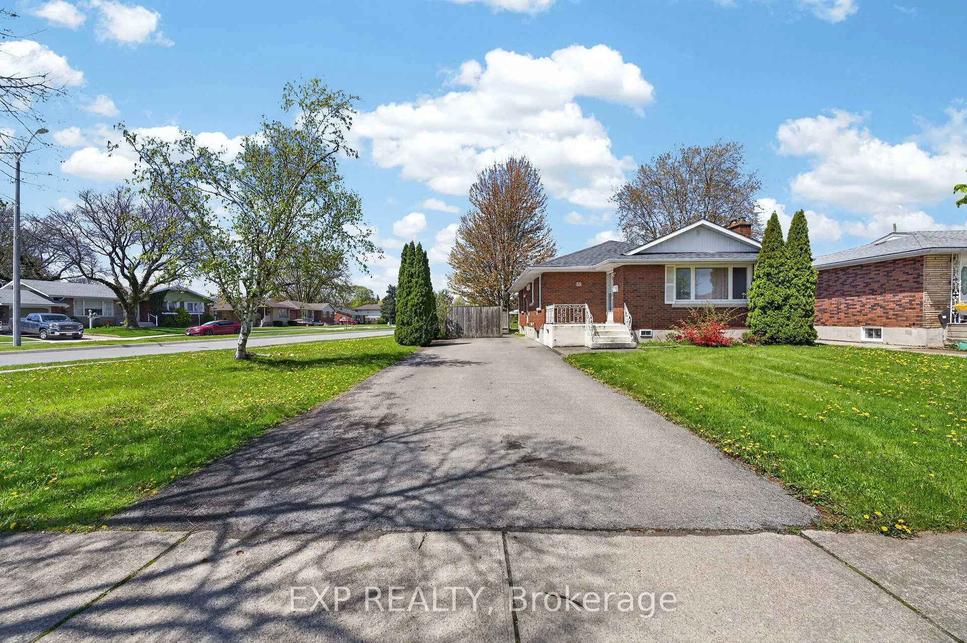 Photo 1 of 51 Parkdale Drive, Thorold, Thorold Downtown — HOMEH
