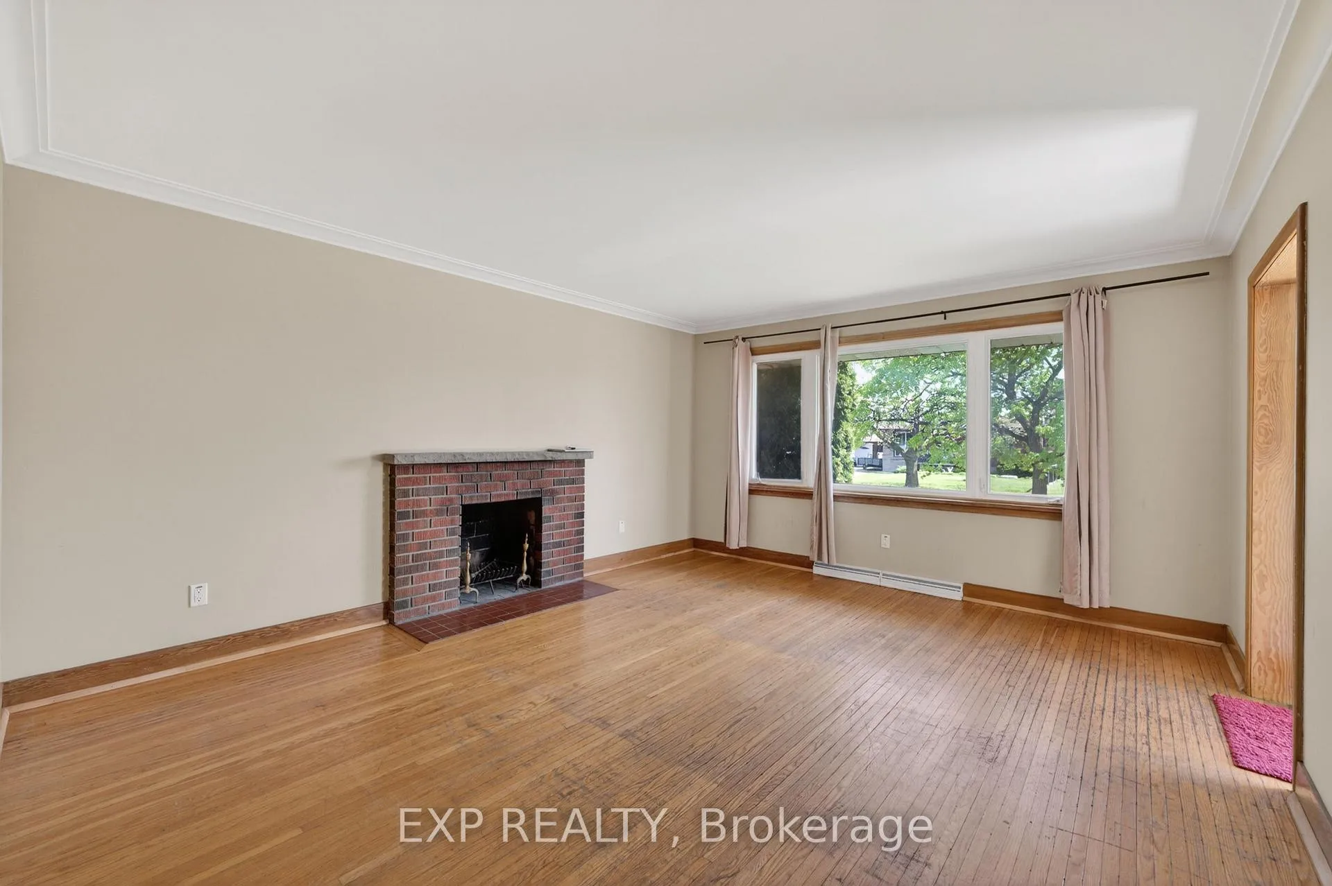 Photo 8 of 51 Parkdale Drive, Thorold, Thorold Downtown — HOMEH