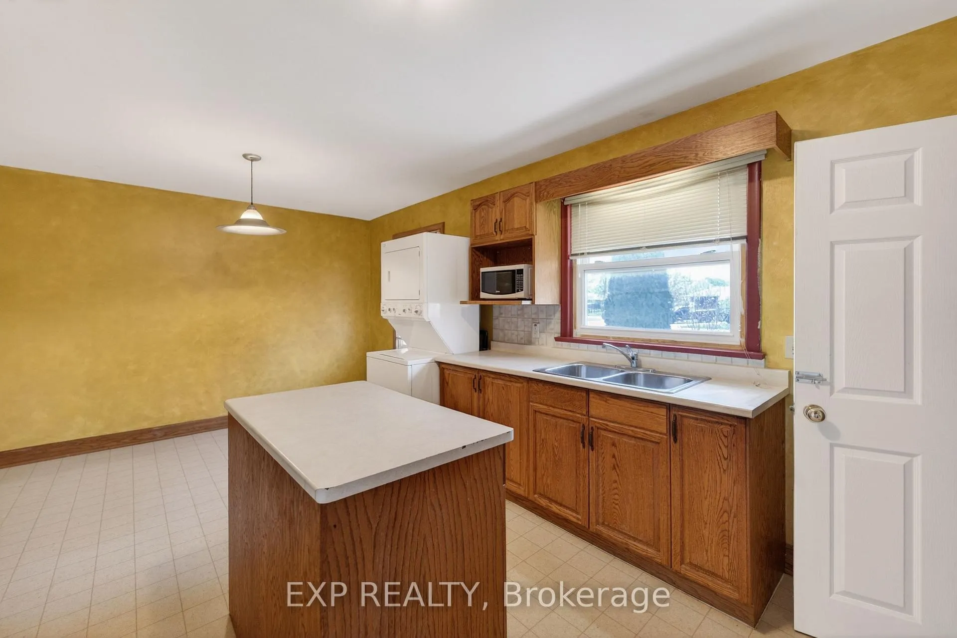 Photo 13 of 51 Parkdale Drive, Thorold, Thorold Downtown — HOMEH