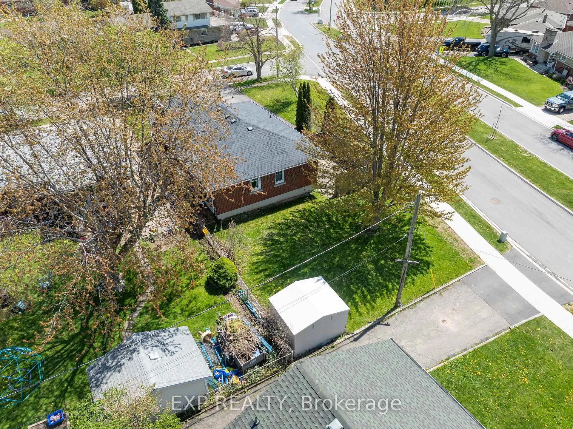 Photo 44 of 51 Parkdale Drive, Thorold, Thorold Downtown — HOMEH
