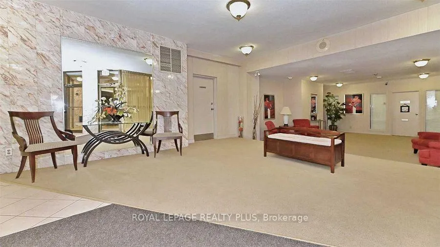 Photo 5 of Unit 408, 2323 Confederation Parkway, Mississauga, Cooksville — HOMEH