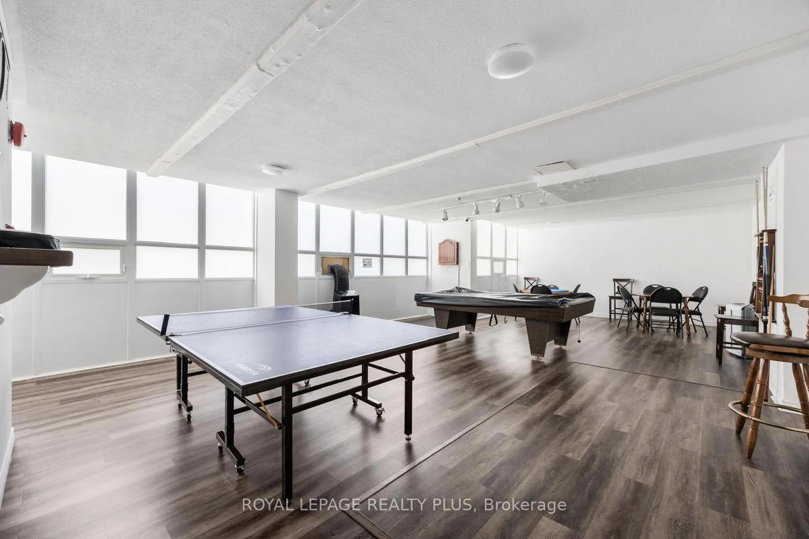 Photo 29 of Unit 408, 2323 Confederation Parkway, Mississauga, Cooksville — HOMEH