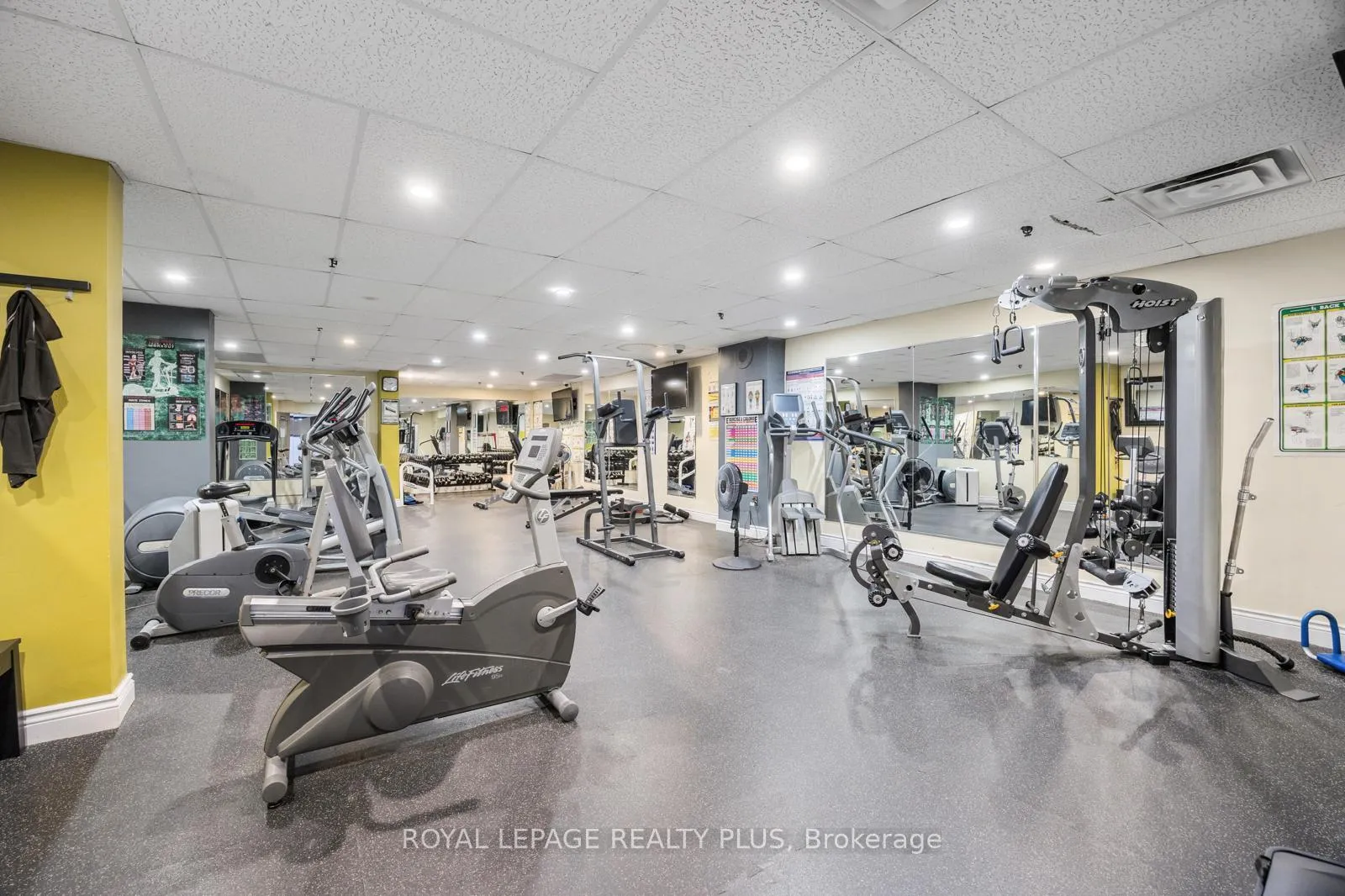 Photo 31 of Unit 408, 2323 Confederation Parkway, Mississauga, Cooksville — HOMEH