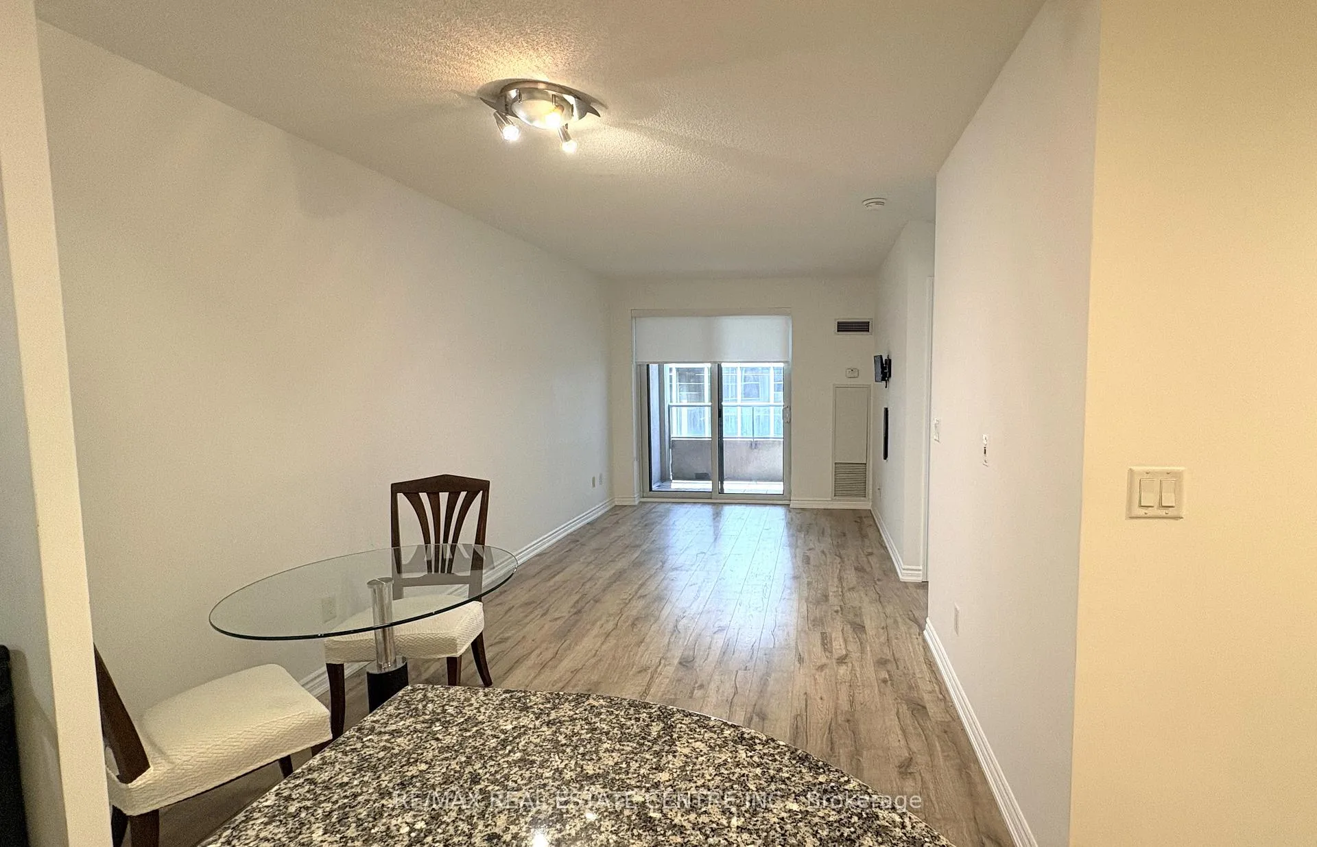Photo 5 of Unit 1729, 250 Wellington Street, Toronto, Waterfront Communities — HOMEH