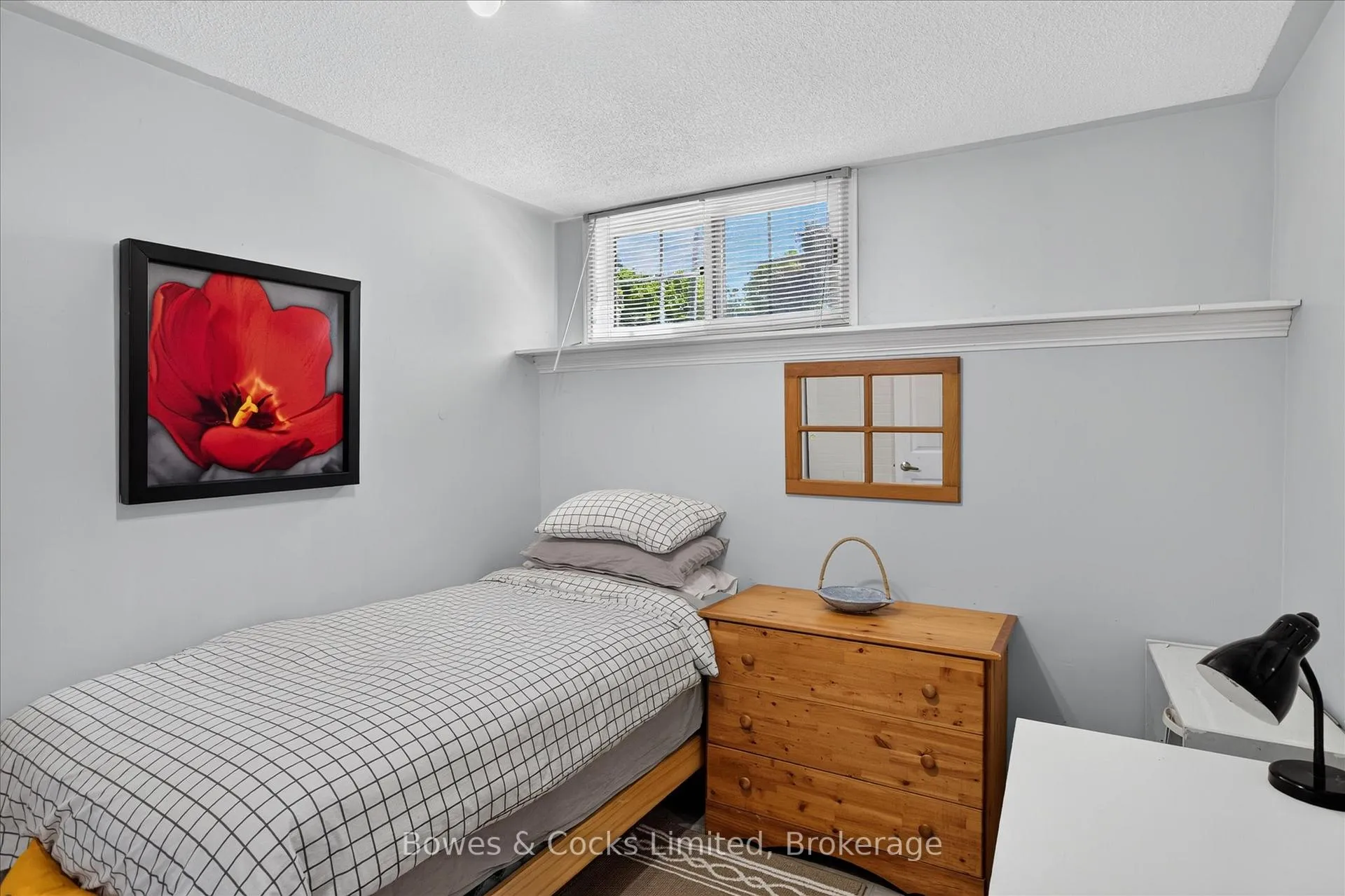 Photo 33 of 669 Fortye Drive, Peterborough, Otonabee Ward 1 — HOMEH