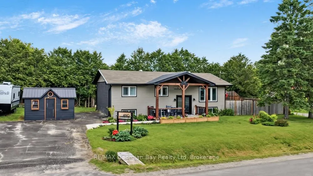 Photo 1 of 460 Athabaska Street, Tay, Port McNicoll — HOMEH