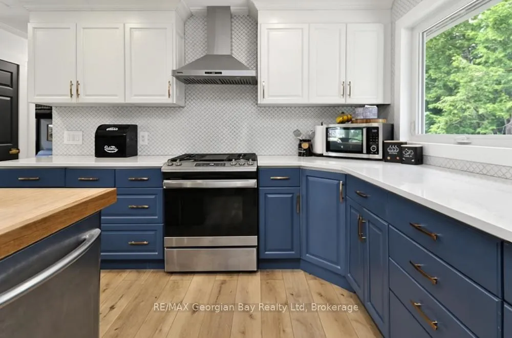 Photo 11 of 460 Athabaska Street, Tay, Port McNicoll — HOMEH