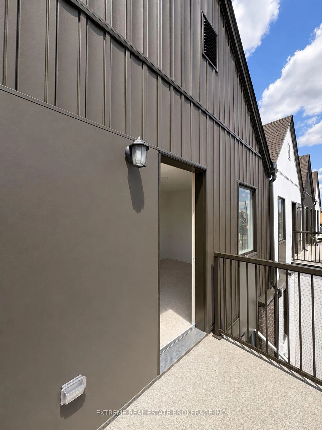 Photo 4 of Unit 1, 72 Dorothy Street, Welland, Welland Downtown — HOMEH