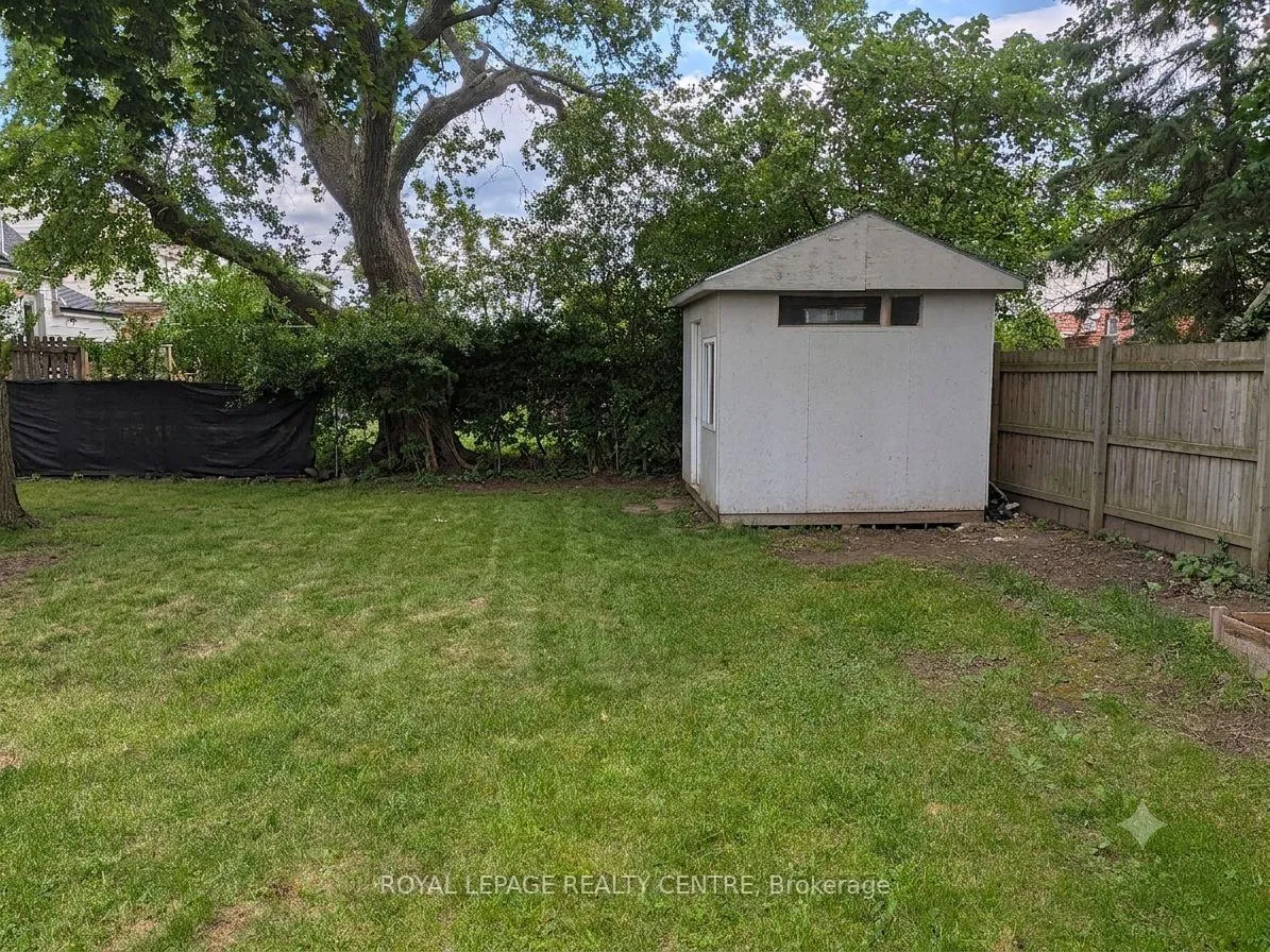 Photo 19 of 114 First Street N, Hamilton, Stoney Creek — HOMEH