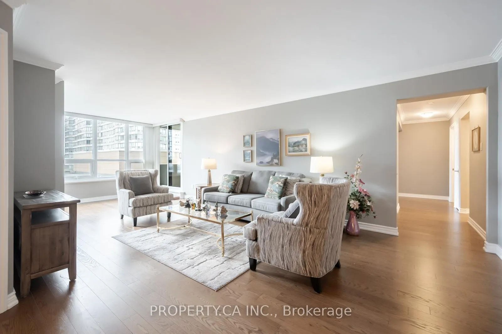 Photo 4 of Unit 604, 65 Spring Garden Avenue, North York, Willowdale East — HOMEH