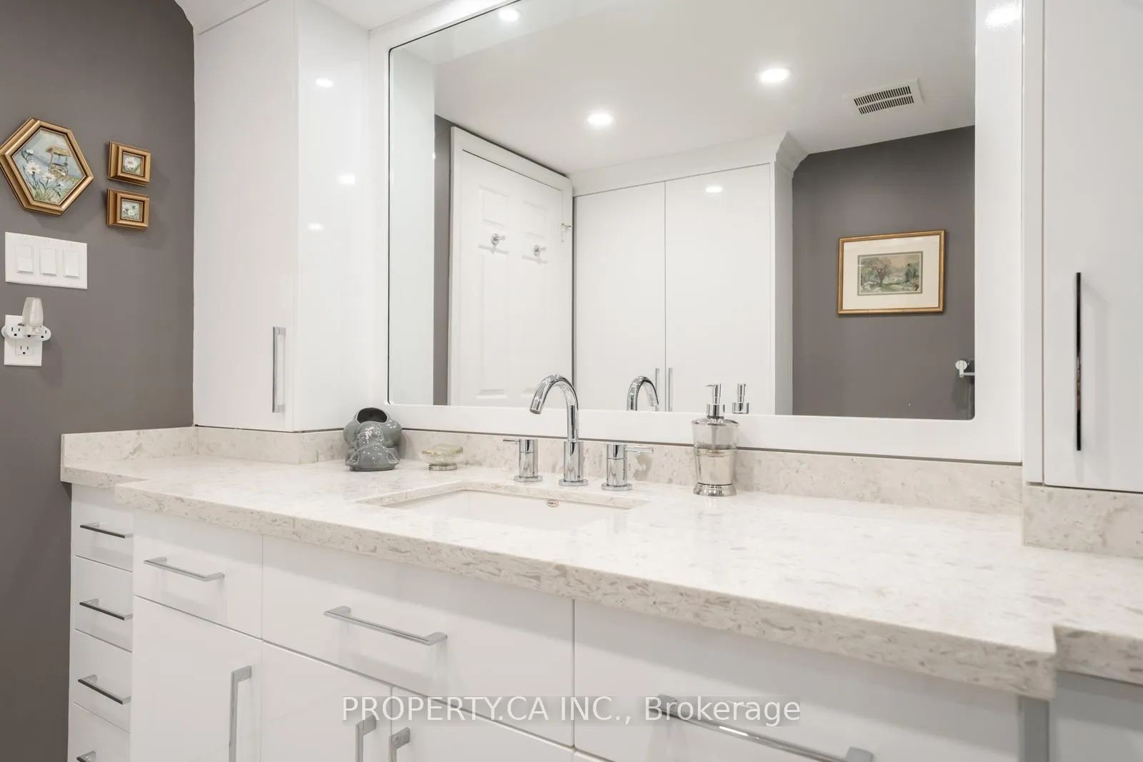 Photo 25 of Unit 604, 65 Spring Garden Avenue, North York, Willowdale East — HOMEH
