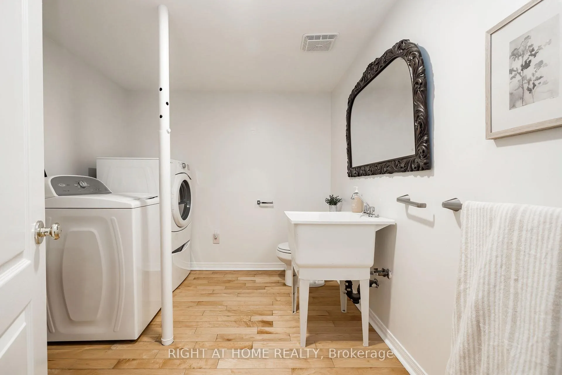 Photo 11 of 1828 Burnt Lands Road, Ottawa, Huntley Ward (North West) — HOMEH