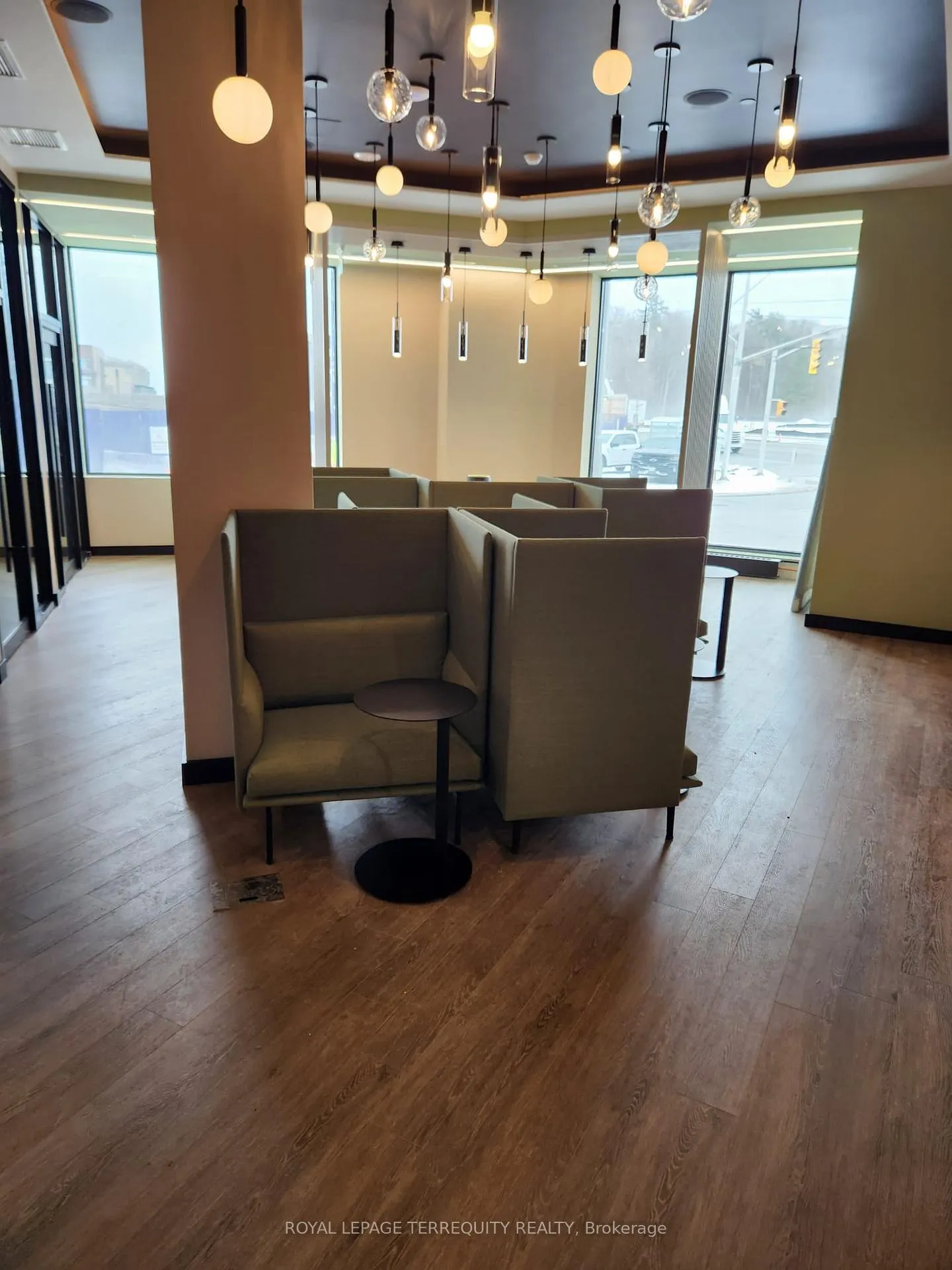 Photo 14 of Unit 313, 2501 Saw Whet Boulevard, Oakville, Glen Abbey — HOMEH