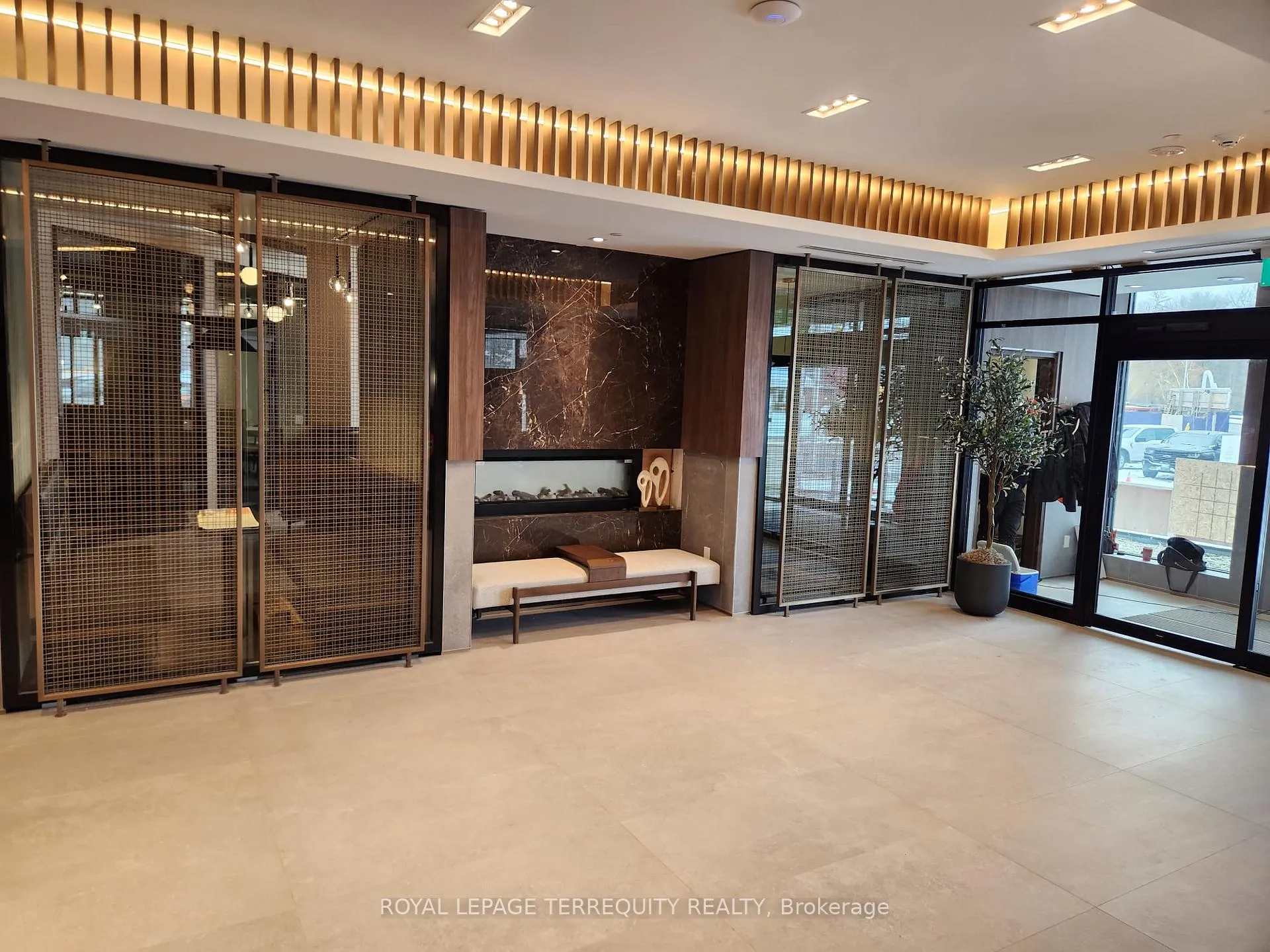 Photo 15 of Unit 313, 2501 Saw Whet Boulevard, Oakville, Glen Abbey — HOMEH