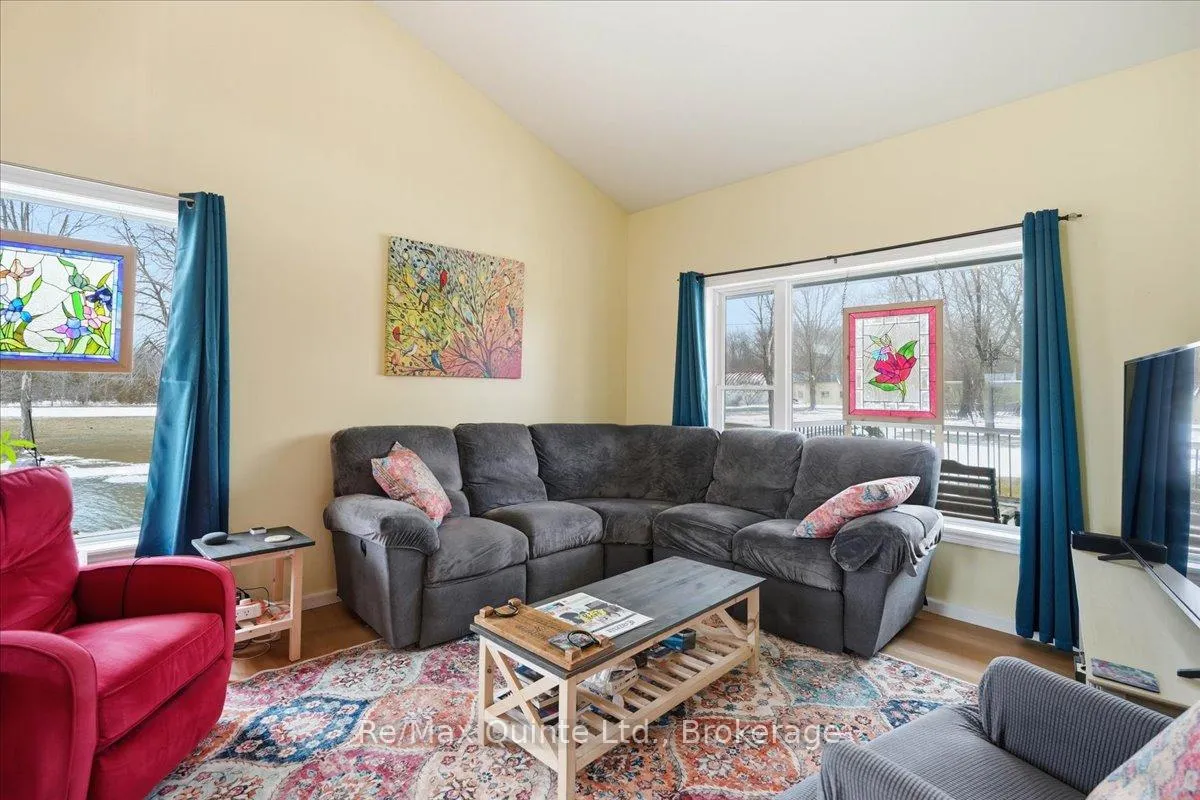 Photo 10 of 168 Schoolhouse Road, Prince Edward County, Athol Ward — HOMEH