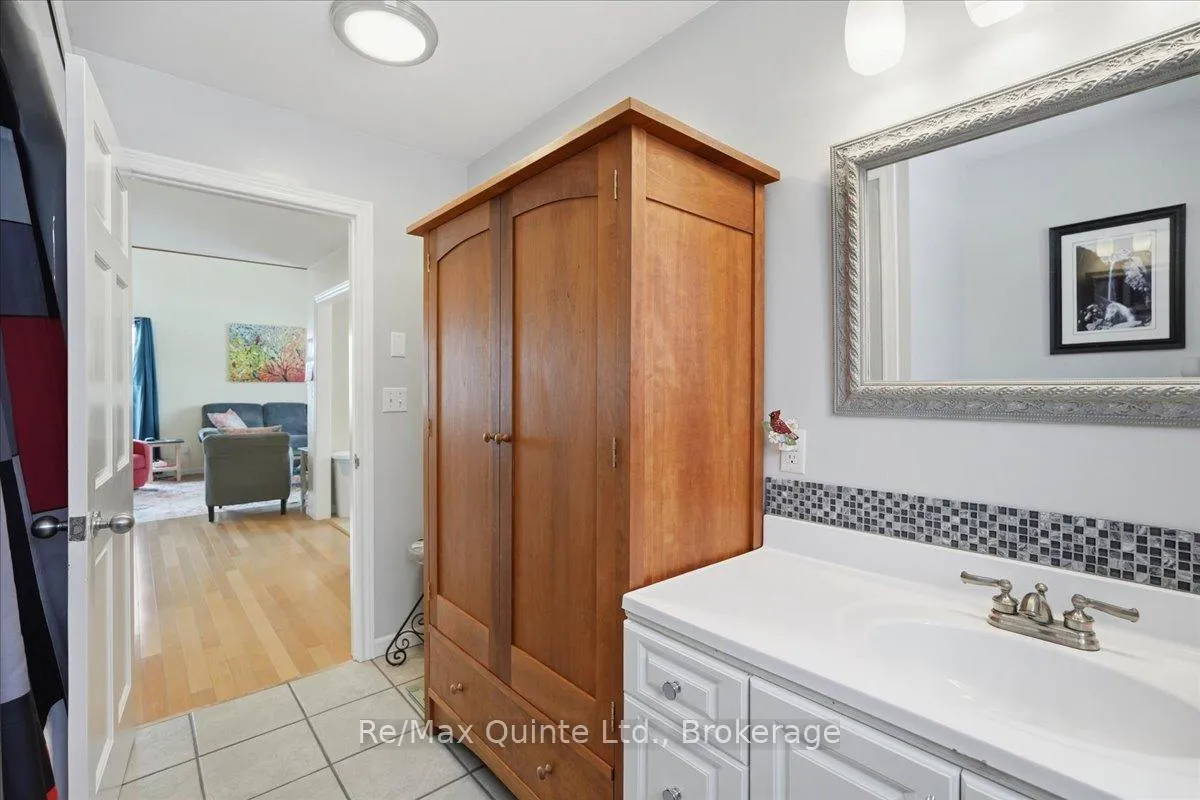 Photo 24 of 168 Schoolhouse Road, Prince Edward County, Athol Ward — HOMEH