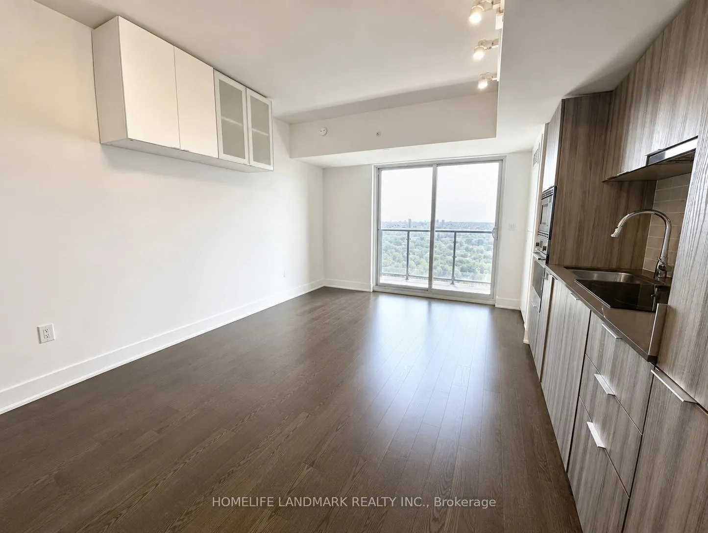 Photo 5 of Unit 2907, 955 Bay Street, Toronto, Bay Street Corridor — HOMEH