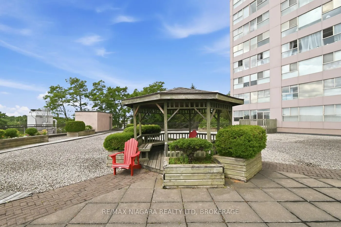 Photo 33 of Unit 1011, 7 Gale Crescent, St. Catharines, E. Chester — HOMEH