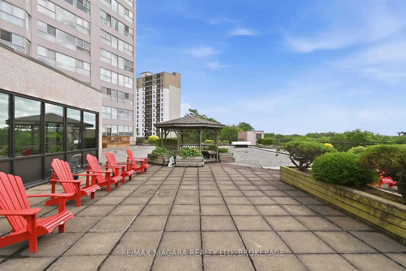Photo 34 of Unit 1011, 7 Gale Crescent, St. Catharines, E. Chester — HOMEH