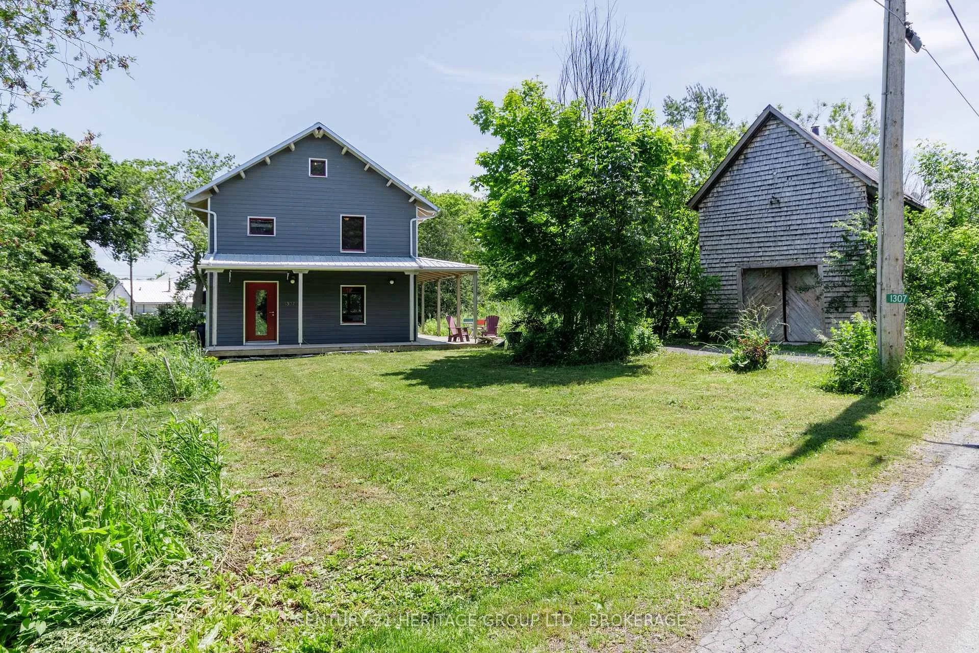 Photo 1 of 1307 Going Street, Frontenac Islands, Wolfe Island — HOMEH