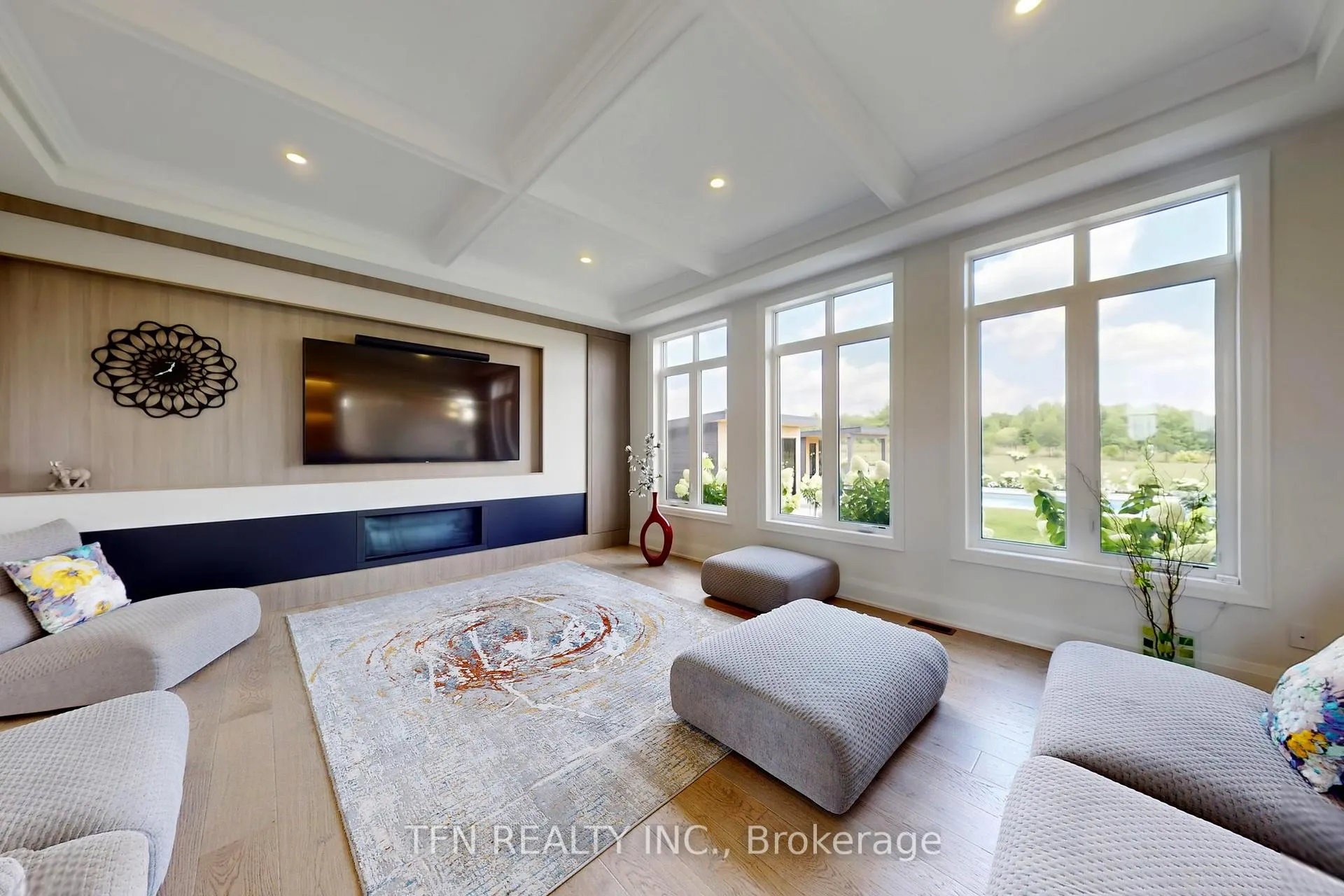 Photo 8 of 258 Amos Drive, Caledon, Palgrave — HOMEH