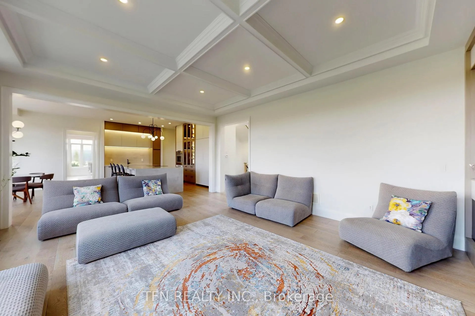 Photo 9 of 258 Amos Drive, Caledon, Palgrave — HOMEH
