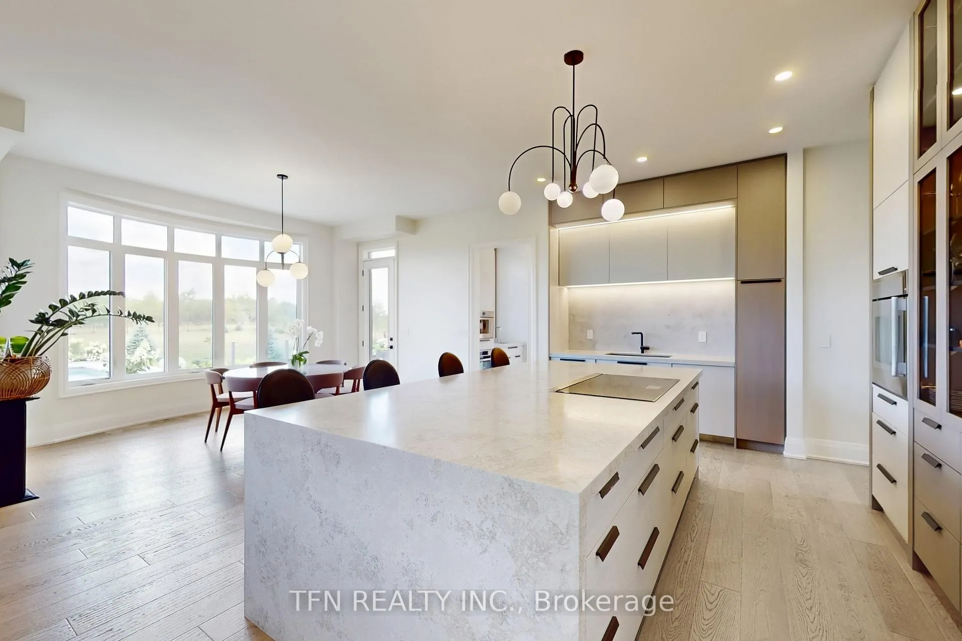 Photo 13 of 258 Amos Drive, Caledon, Palgrave — HOMEH