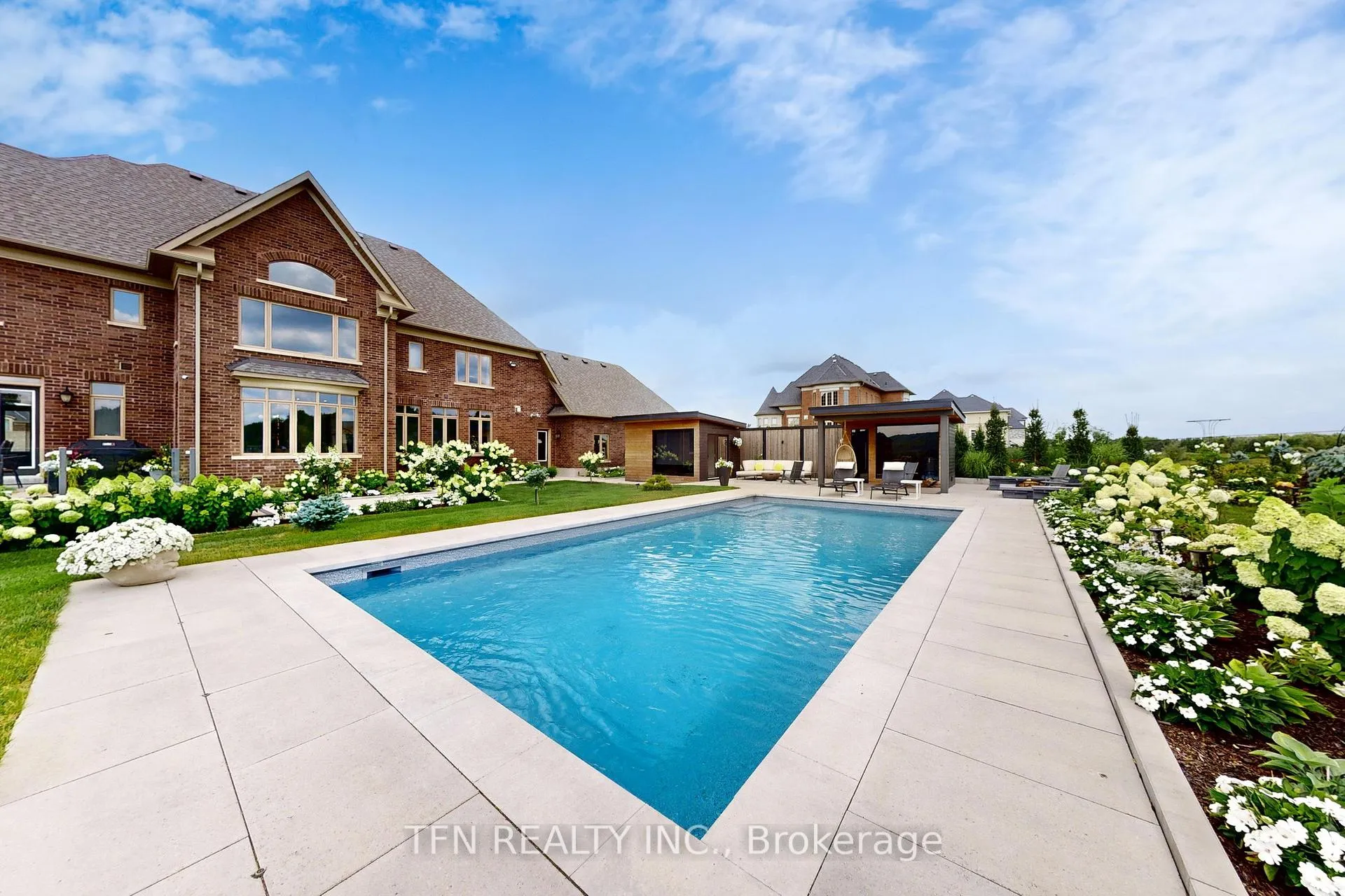 Photo 46 of 258 Amos Drive, Caledon, Palgrave — HOMEH