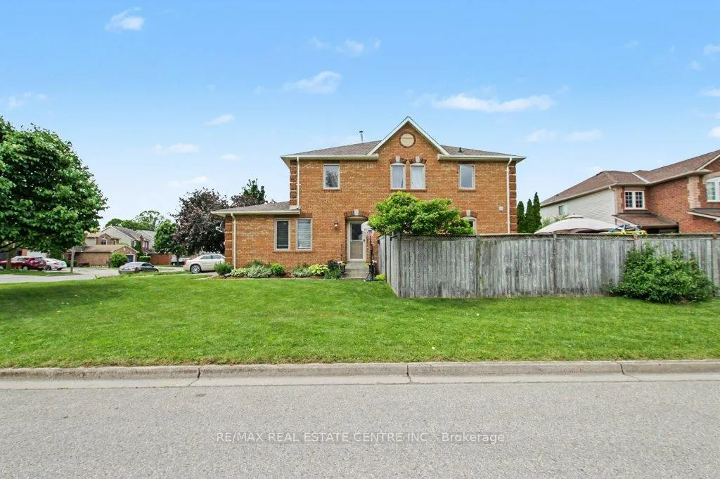 Photo 1 of 278 Langlaw Drive, Cambridge — HOMEH