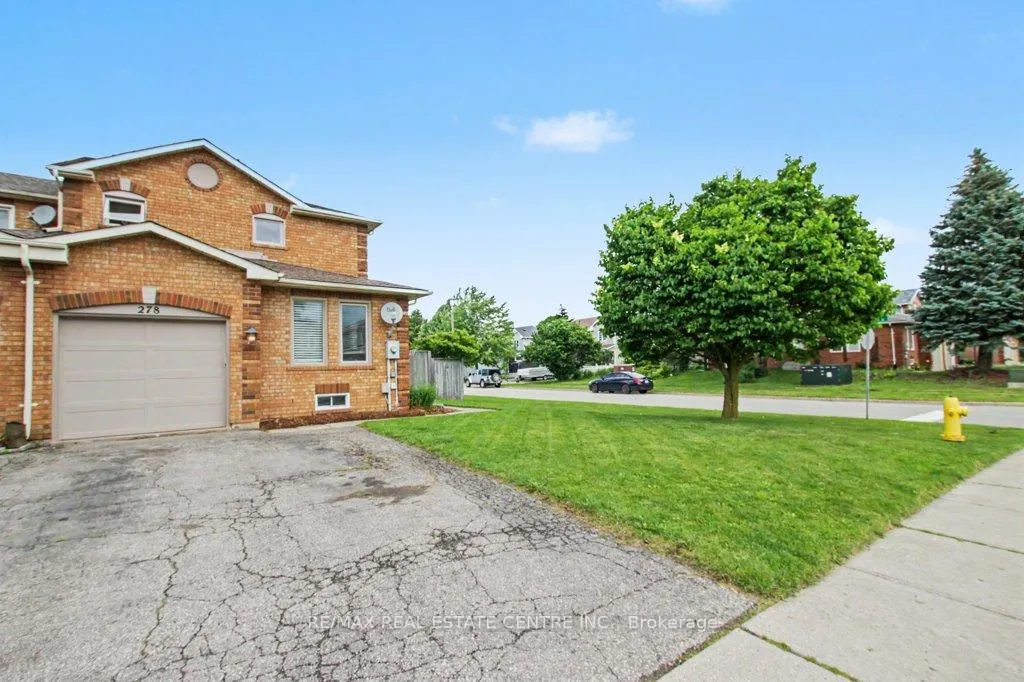 Photo 3 of 278 Langlaw Drive, Cambridge — HOMEH