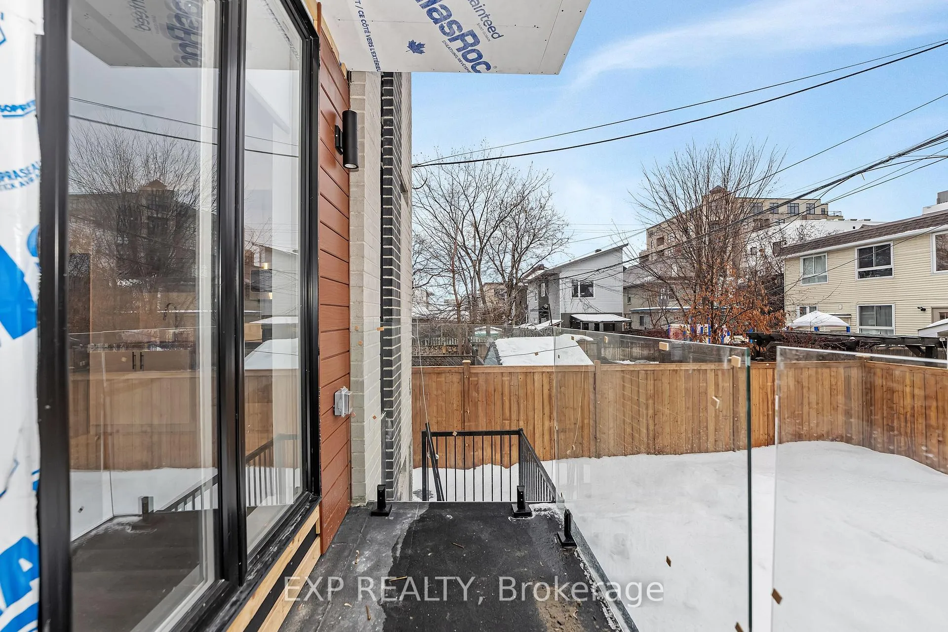 Photo 15 of Unit 303, 211 Armstrong Street, Ottawa, Hintonburg — HOMEH